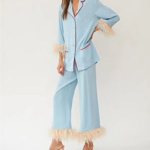 Party Pajama Set with Feathers in Blue